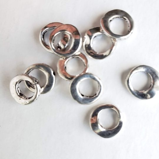 Organic Circle Charm small