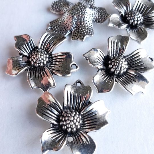 Lux Flower Charm AS 10 pcs