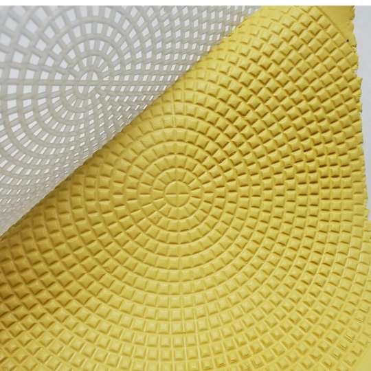 Circular Grid Texture Mat